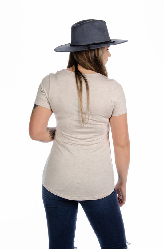 LIBERTY WEAR Colt V-Neck Graphic Top in Oat